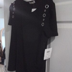 89th & Madison Black Short Sleeve Top with Grommet Accents